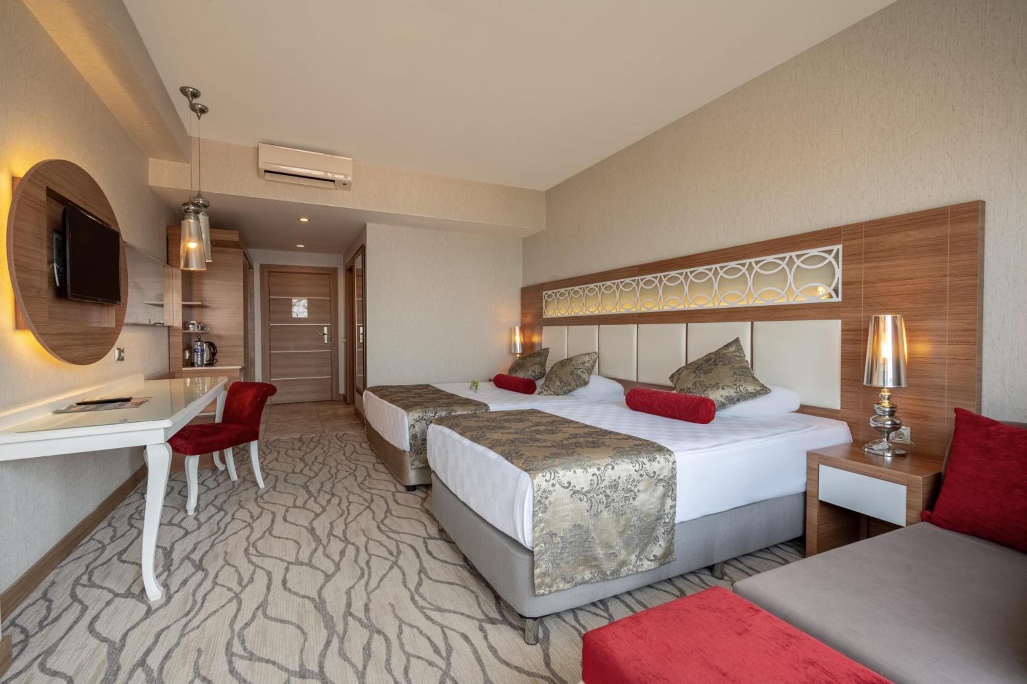Justiniano Theodora Resort Okurcalar Bilik gambar