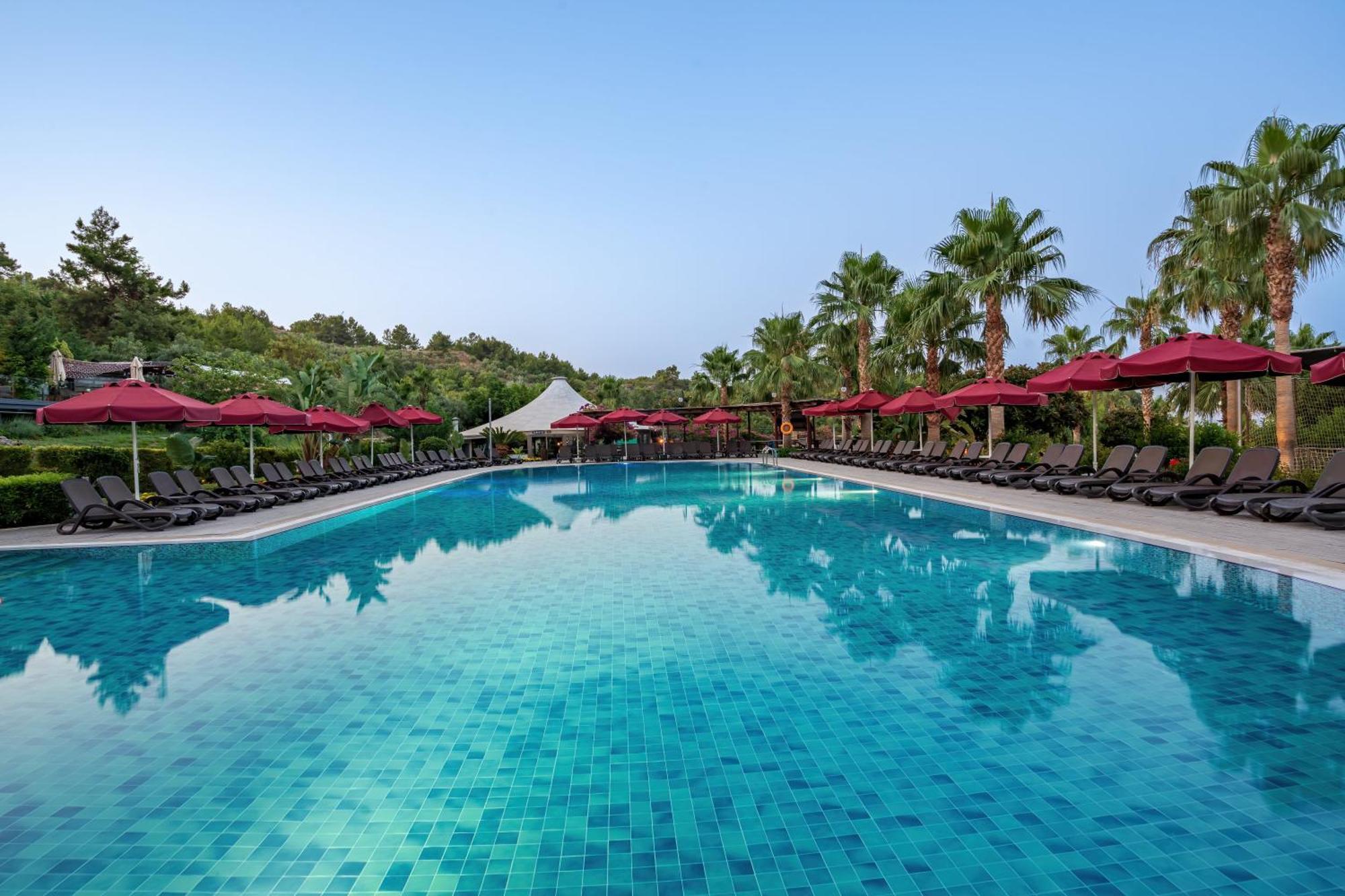 Justiniano Theodora Resort Okurcalar Luaran gambar