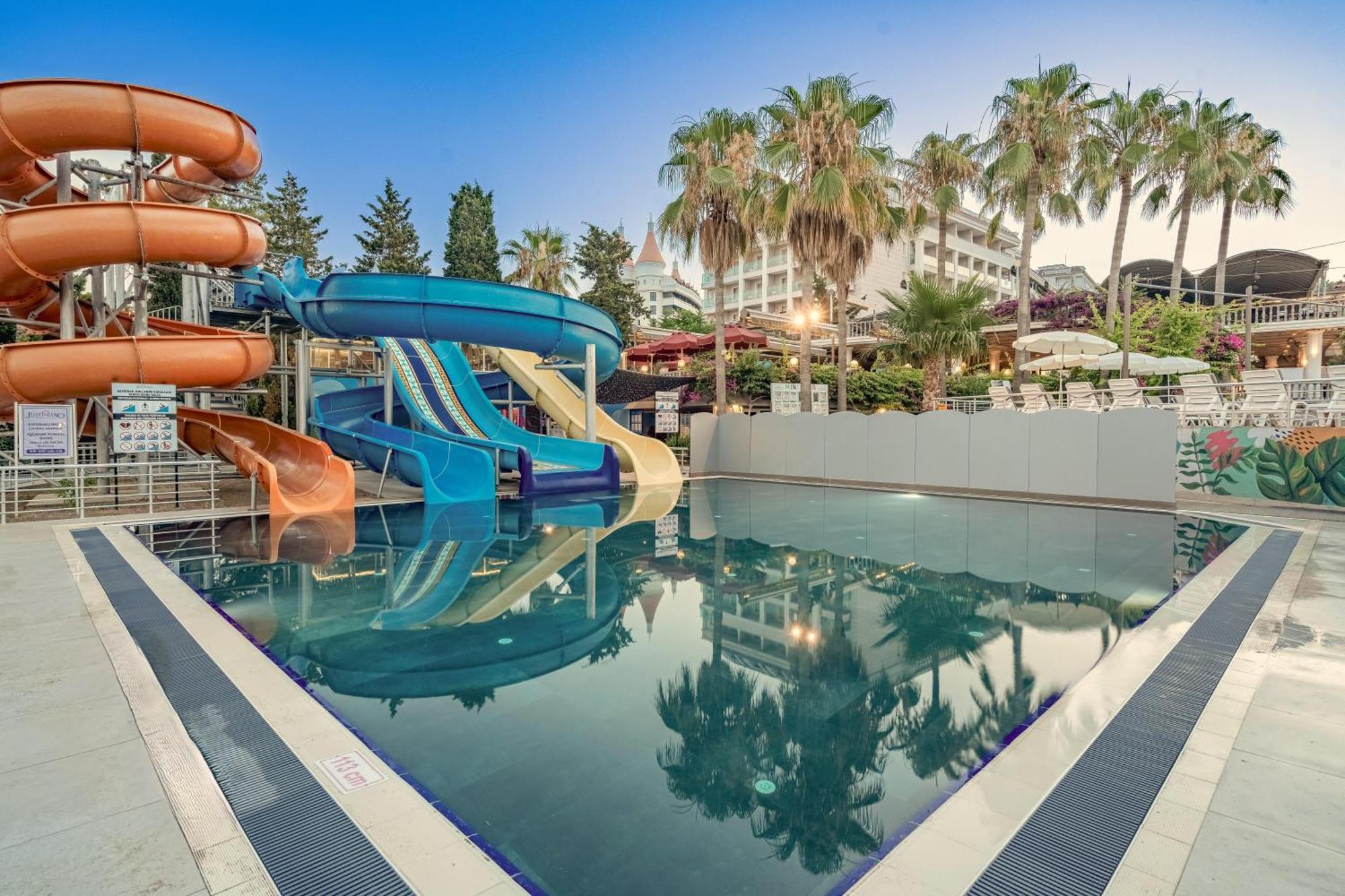 Justiniano Theodora Resort Okurcalar Luaran gambar