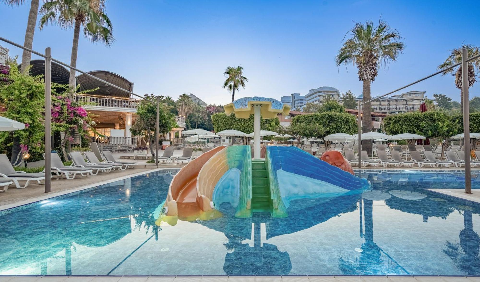 Justiniano Theodora Resort Okurcalar Luaran gambar